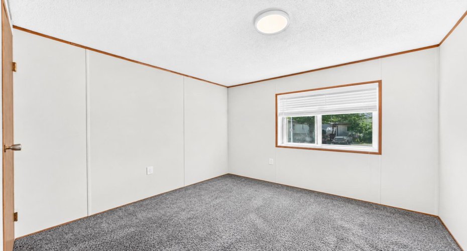6724 17 Avenue, Calgary, Alberta T2A0W5, 3 Bedroom Bedrooms, 0 ,2 BathroomBathrooms,Mobile,For Sale,17,0,A2327129
