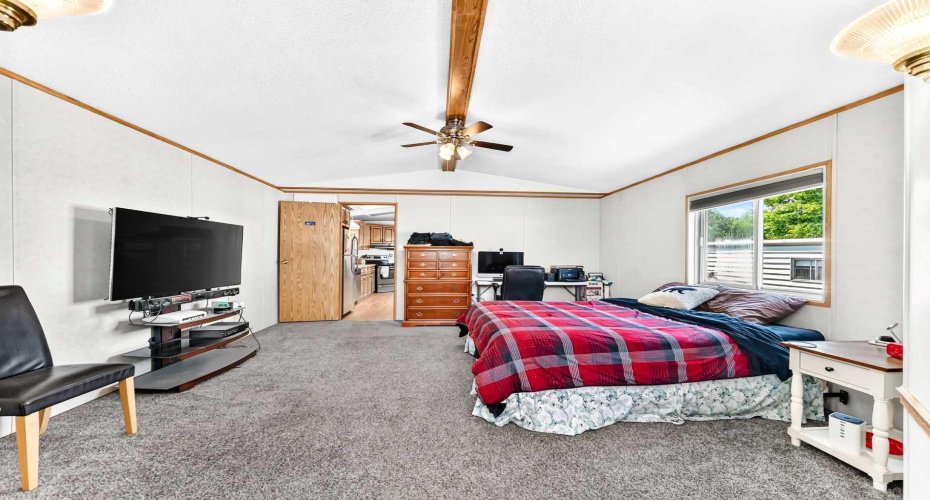 6724 17 Avenue, Calgary, Alberta T2A0W5, 3 Bedroom Bedrooms, 0 ,2 BathroomBathrooms,Mobile,For Sale,17,0,A2327129