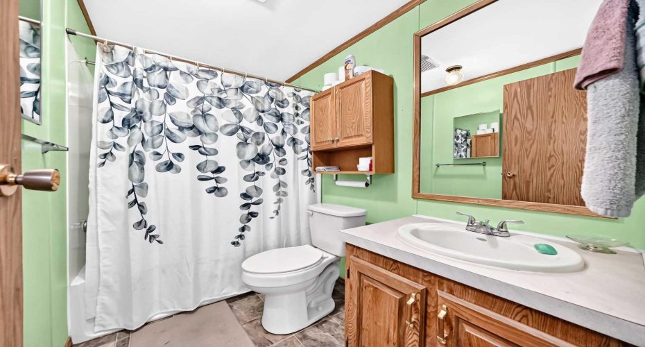 6724 17 Avenue, Calgary, Alberta T2A0W5, 3 Bedroom Bedrooms, 0 ,2 BathroomBathrooms,Mobile,For Sale,17,0,A2327129