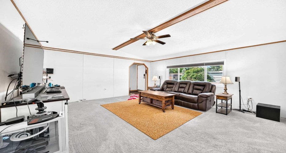 6724 17 Avenue, Calgary, Alberta T2A0W5, 3 Bedroom Bedrooms, 0 ,2 BathroomBathrooms,Mobile,For Sale,17,0,A2327129