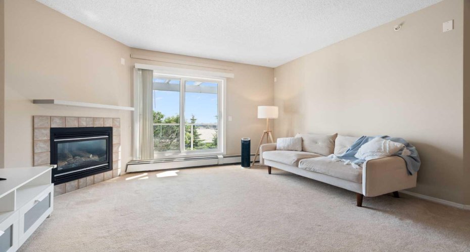 290 Shawville Way, Calgary, Alberta T2Y 3Z9, 2 Bedroom Bedrooms, 0 ,2 BathroomBathrooms,Residential,For Sale,Shawville,0,A2327166