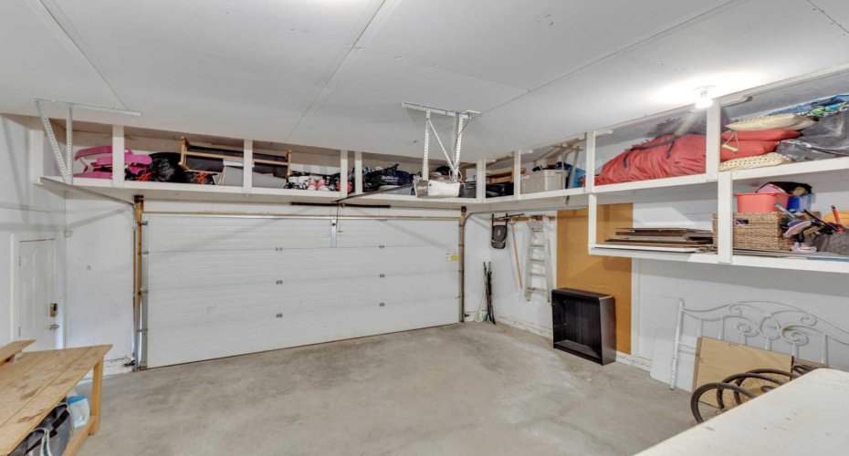 132 Ingle Close, Red Deer, Alberta T4R 3S2, 4 Bedroom Bedrooms, 0 ,4 BathroomBathrooms,Residential,For Sale,Ingle,0,A2327218