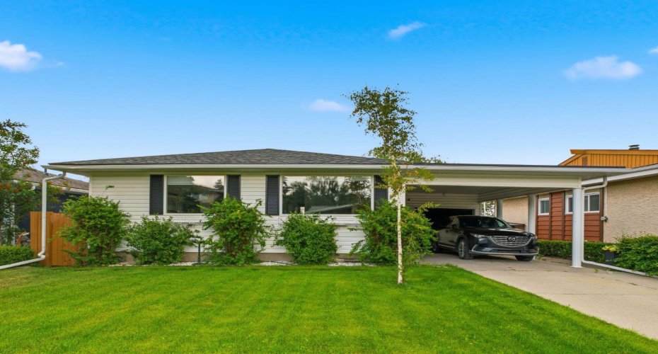 4752 Nipawin Crescent, Calgary, Alberta t2K 2h9, 2 Bedroom Bedrooms, 0 ,3 BathroomBathrooms,Residential,For Sale,Nipawin,0,A2327236