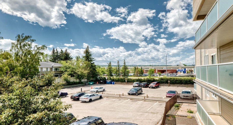 3717 42 Street, Calgary, Alberta T3A 2W2, 1 Bedroom Bedrooms, 0 ,1 BathroomBathrooms,Residential,For Sale,42,0,A2327253