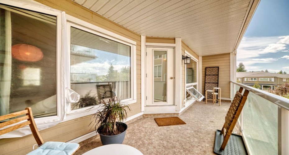 3717 42 Street, Calgary, Alberta T3A 2W2, 1 Bedroom Bedrooms, 0 ,1 BathroomBathrooms,Residential,For Sale,42,0,A2327253