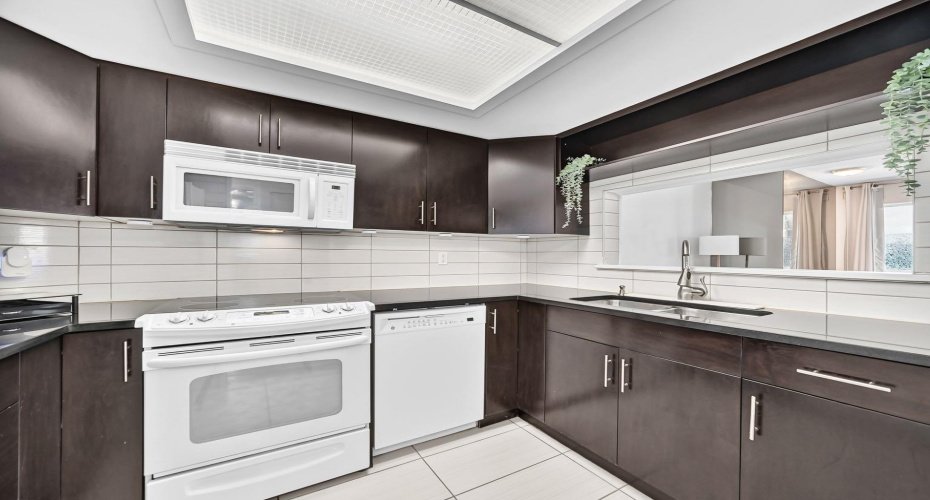 3717 42 Street, Calgary, Alberta T3A 2W2, 1 Bedroom Bedrooms, 0 ,1 BathroomBathrooms,Residential,For Sale,42,0,A2327253
