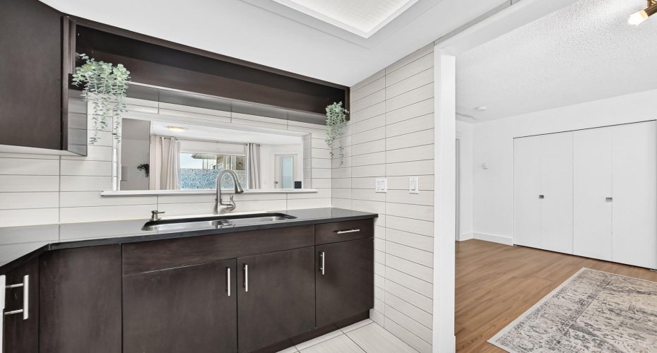 3717 42 Street, Calgary, Alberta T3A 2W2, 1 Bedroom Bedrooms, 0 ,1 BathroomBathrooms,Residential,For Sale,42,0,A2327253