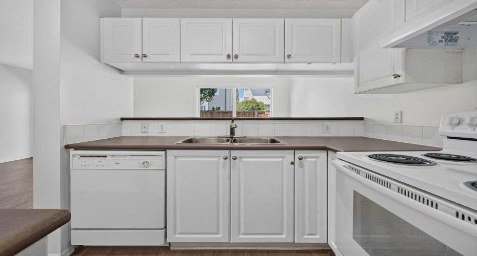 39 Citadel Point, Calgary, Alberta T3G 5L2, 3 Bedroom Bedrooms, 0 ,2 BathroomBathrooms,Residential,For Sale,Citadel,0,A2327260