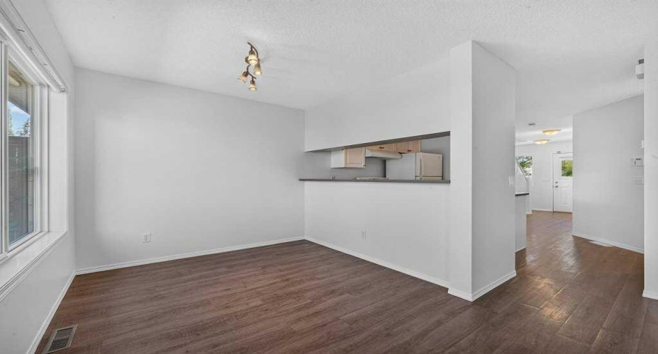 39 Citadel Point, Calgary, Alberta T3G 5L2, 3 Bedroom Bedrooms, 0 ,2 BathroomBathrooms,Residential,For Sale,Citadel,0,A2327260