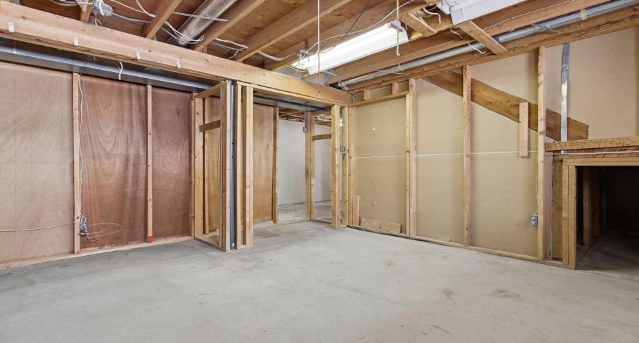 32 Fonda Mews, Calgary, Alberta T2A5S5, 4 Bedroom Bedrooms, 0 ,2 BathroomBathrooms,Residential,For Sale,Fonda,0,A2298267
