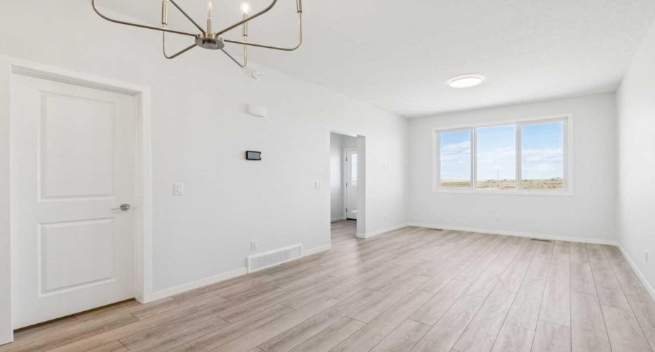 70 Lucas Heath, Calgary, Alberta T3P 2Y2, 3 Bedroom Bedrooms, 0 ,3 BathroomBathrooms,Residential,For Sale,Lucas,0,A2303561