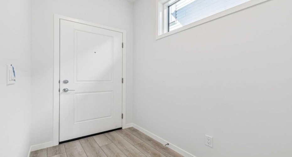 70 Lucas Heath, Calgary, Alberta T3P 2Y2, 3 Bedroom Bedrooms, 0 ,3 BathroomBathrooms,Residential,For Sale,Lucas,0,A2303561