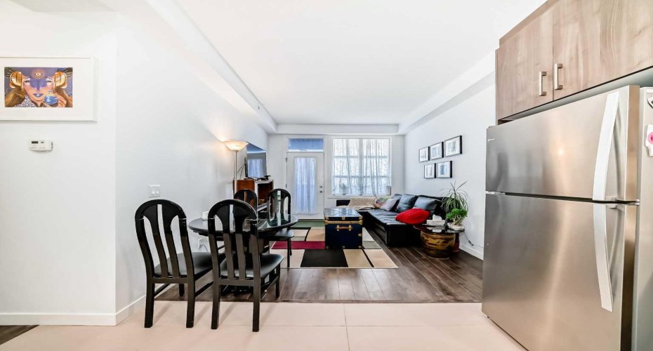2308 Centre Street, Calgary, Alberta T2E 2T7, 2 Bedroom Bedrooms, 0 ,2 BathroomBathrooms,Residential,For Sale,Centre,0,A2307465
