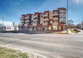 2308 Centre Street, Calgary, Alberta T2E 2T7, 2 Bedroom Bedrooms, 0 ,2 BathroomBathrooms,Residential,For Sale,Centre,0,A2307465