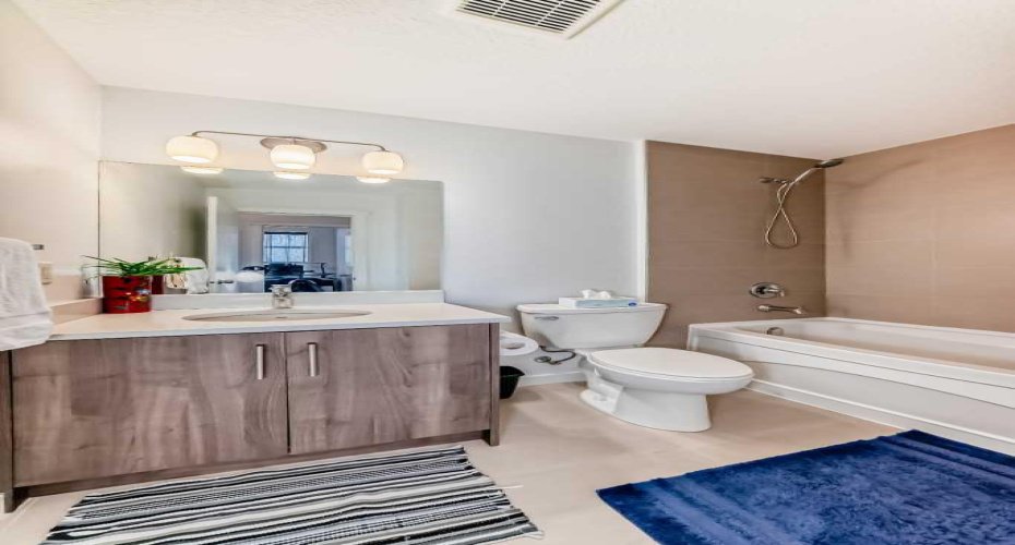 2308 Centre Street, Calgary, Alberta T2E 2T7, 2 Bedroom Bedrooms, 0 ,2 BathroomBathrooms,Residential,For Sale,Centre,0,A2307465