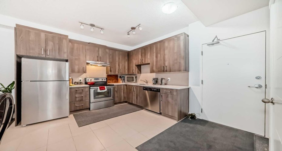 2308 Centre Street, Calgary, Alberta T2E 2T7, 2 Bedroom Bedrooms, 0 ,2 BathroomBathrooms,Residential,For Sale,Centre,0,A2307465