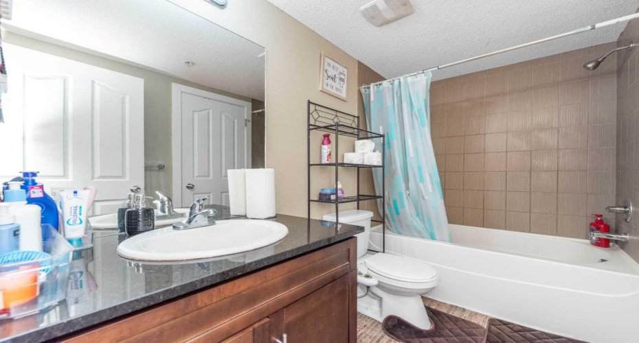 7110 80 Avenue, Calgary, Alberta T3J 0N4, 2 Bedroom Bedrooms, 0 ,1 BathroomBathrooms,Residential,For Sale,80,0,A2315078