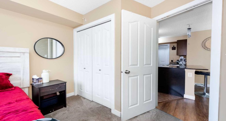 7110 80 Avenue, Calgary, Alberta T3J 0N4, 2 Bedroom Bedrooms, 0 ,1 BathroomBathrooms,Residential,For Sale,80,0,A2315078