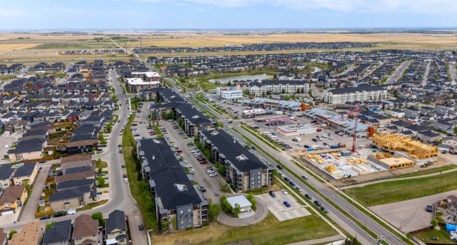 7110 80 Avenue, Calgary, Alberta T3J 0N4, 2 Bedroom Bedrooms, 0 ,1 BathroomBathrooms,Residential,For Sale,80,0,A2315078