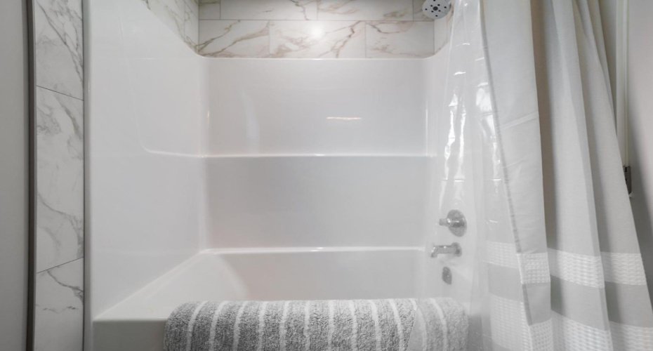 4428 74 Street, Camrose, Alberta T4V5C8, 2 Bedroom Bedrooms, 0 ,2 BathroomBathrooms,Residential,For Sale,74,0,A2317632