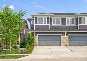 58 Crestbrook Drive, Calgary, Alberta T3B 6G4, 3 Bedroom Bedrooms, 0 ,4 BathroomBathrooms,Residential,For Sale,Crestbrook,0,A2319915