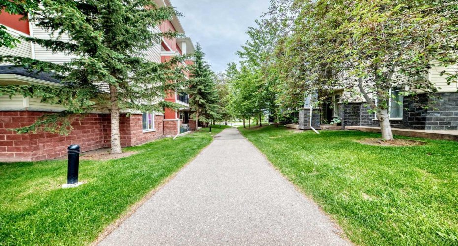 120 Country village Circle, Calgary, Alberta T3K 0E4, 2 Bedroom Bedrooms, 0 ,2 BathroomBathrooms,Residential,For Sale,Country village,0,A2322252