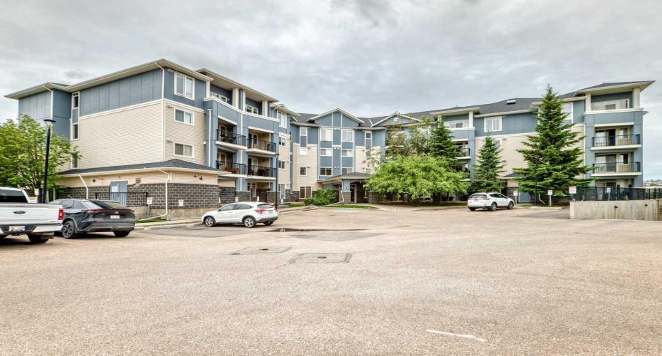 120 Country village Circle, Calgary, Alberta T3K 0E4, 2 Bedroom Bedrooms, 0 ,2 BathroomBathrooms,Residential,For Sale,Country village,0,A2322252