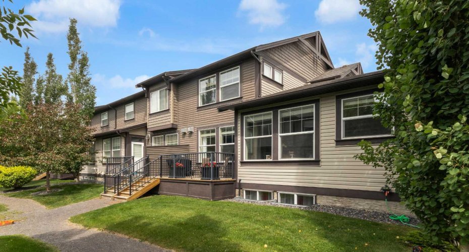 110 Coopers Common, Airdrie, Alberta T4B 3Y3, 2 Bedroom Bedrooms, 0 ,3 BathroomBathrooms,Residential,For Sale,Coopers,0,A2322478