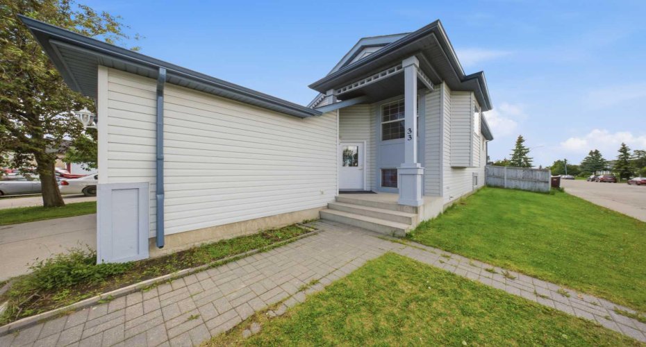 33 MARTIN CROSSING Green, Calgary, Alberta T3J 3P1, 4 Bedroom Bedrooms, 0 ,2 BathroomBathrooms,Residential,For Sale,MARTIN CROSSING,0,A2322585