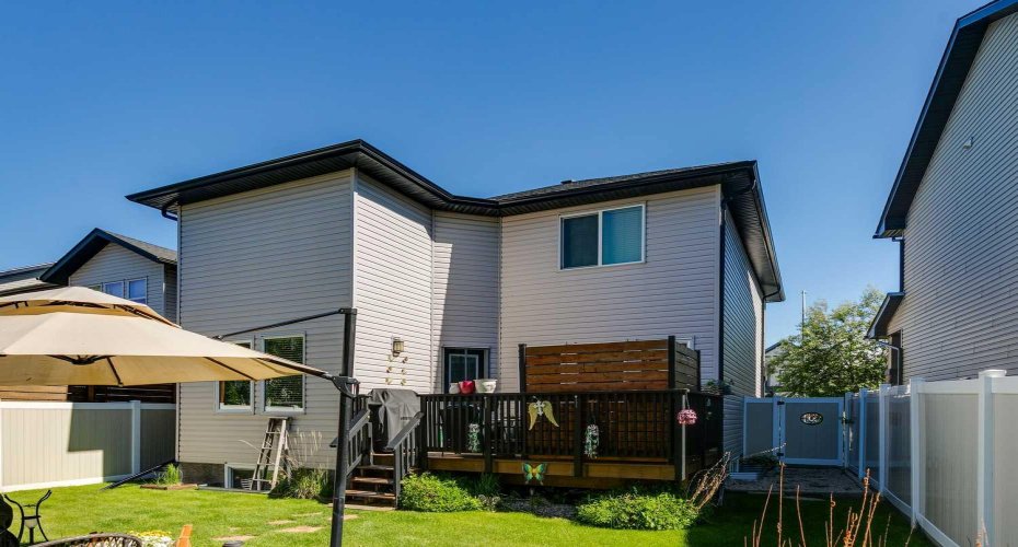 23 Kingston View, Airdrie, Alberta T4A 0K4, 3 Bedroom Bedrooms, 0 ,3 BathroomBathrooms,Residential,For Sale,Kingston,0,A2322643