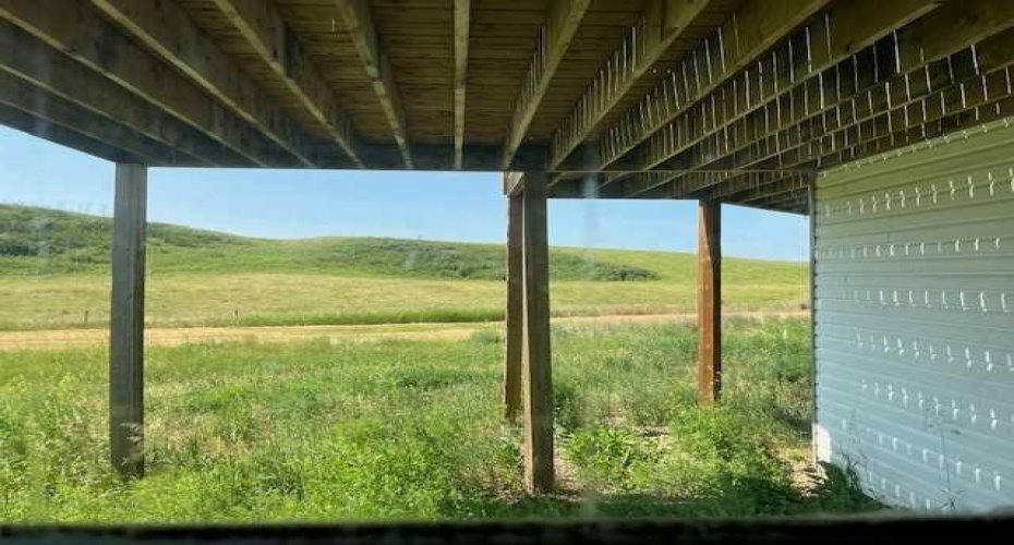 1 Main Street, Rural Wheatland County, Alberta T0J 2T0, 2 Bedroom Bedrooms, 0 ,4 BathroomBathrooms,Residential,For Sale,Main,0,A2323281