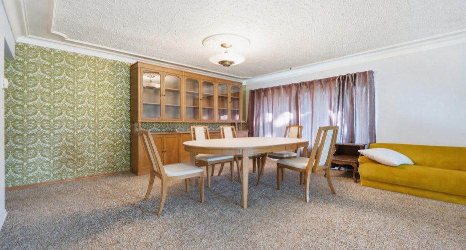 3720 Spruce Drive, Calgary, Alberta T3C 3A7, 3 Bedroom Bedrooms, 0 ,1 BathroomBathrooms,Residential,For Sale,Spruce,0,A2323310