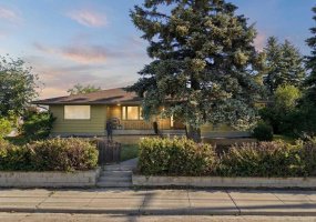 3720 Spruce Drive, Calgary, Alberta T3C 3A7, 3 Bedroom Bedrooms, 0 ,1 BathroomBathrooms,Residential,For Sale,Spruce,0,A2323310