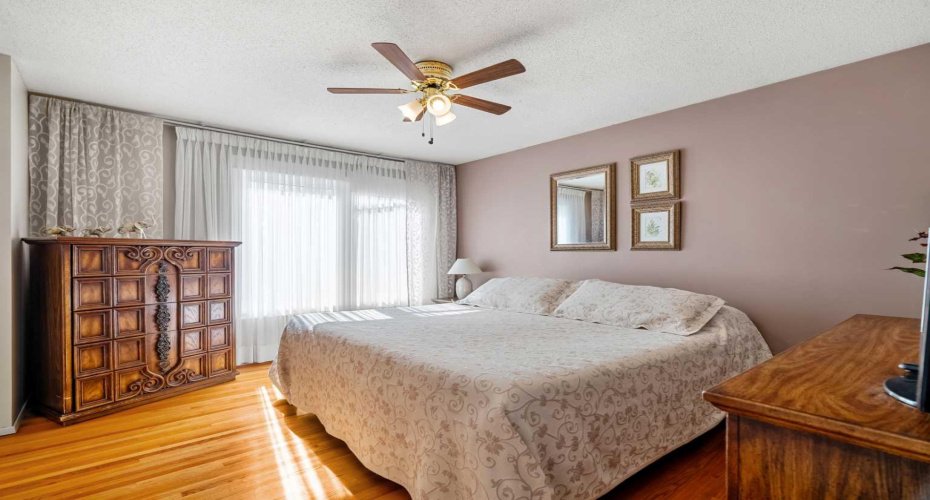 1102 Lake Christina Way, Calgary, Alberta T2J 2R3, 4 Bedroom Bedrooms, 0 ,3 BathroomBathrooms,Residential,For Sale,Lake Christina,0,A2323564