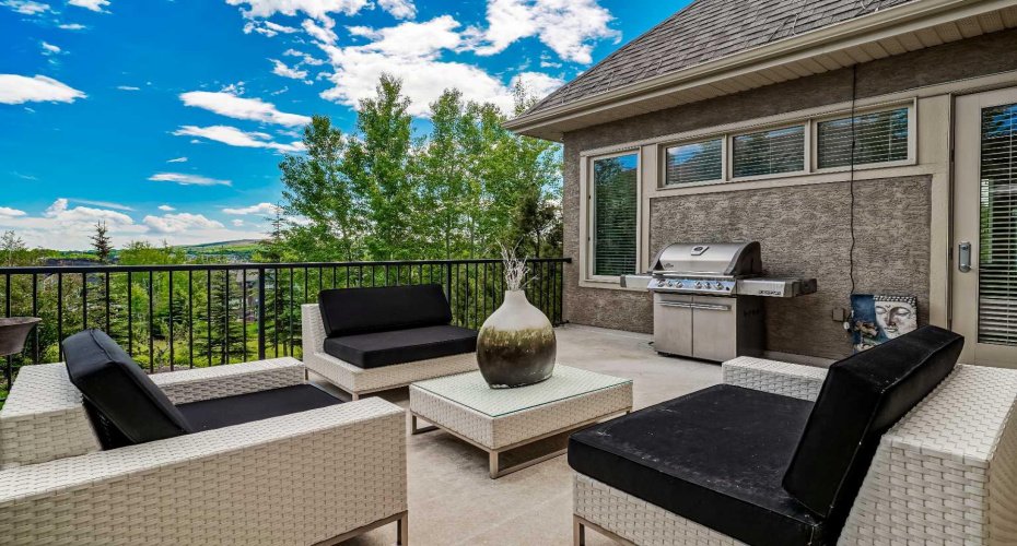 176 Elbow Ridge Bluffs, Rural Rocky View County, Alberta T3Z 3T1, 4 Bedroom Bedrooms, 0 ,3 BathroomBathrooms,Residential,For Sale,Elbow Ridge,0,A2323646