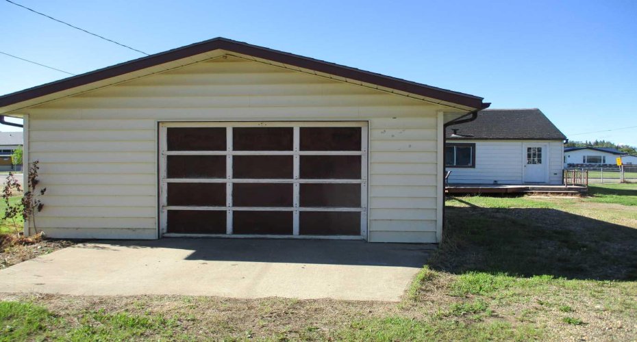 322 7th Avenue, Manning, Alberta T0H 2M0, 3 Bedroom Bedrooms, 0 ,1 BathroomBathrooms,Residential,For Sale,7th,0,A2323662