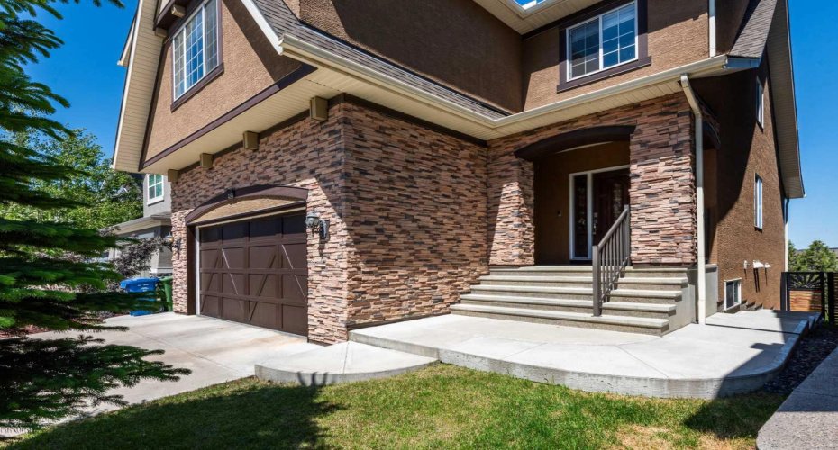 258 Mahogany Place, Calgary, Alberta T3M 1W3, 4 Bedroom Bedrooms, 0 ,4 BathroomBathrooms,Residential,For Sale,Mahogany,0,A2323916