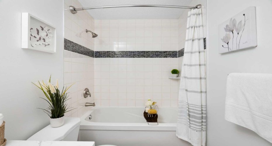 251 90 Avenue, Calgary, Alberta T2J 0A4, 2 Bedroom Bedrooms, 0 ,1 BathroomBathrooms,Residential,For Sale,90,0,A2323936