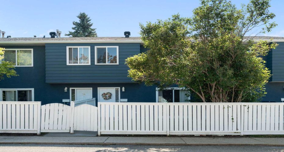 251 90 Avenue, Calgary, Alberta T2J 0A4, 2 Bedroom Bedrooms, 0 ,1 BathroomBathrooms,Residential,For Sale,90,0,A2323936