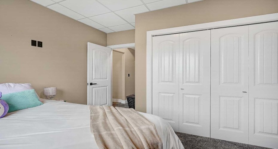 7017 85 Street, Grande Prairie, Alberta T8X 0J3, 5 Bedroom Bedrooms, 0 ,3 BathroomBathrooms,Residential,For Sale,85,0,A2324446