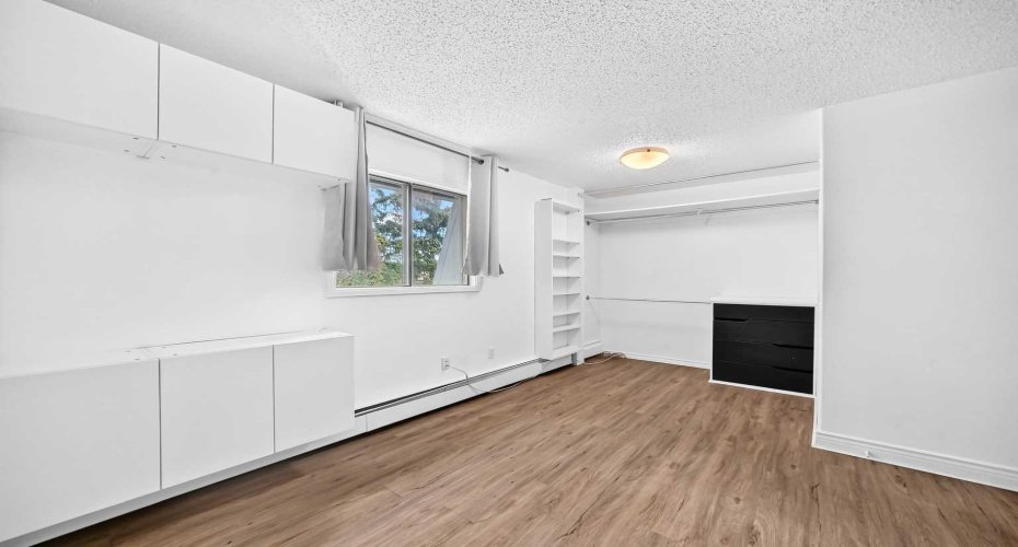 3115 51 Street, Calgary, Alberta T3E6P4, 1 Bedroom Bedrooms, 0 ,1 BathroomBathrooms,Residential,For Sale,51,0,A2325427