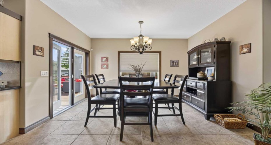 9 Vantage Crescent, Olds, Alberta T4H 0A8, 4 Bedroom Bedrooms, 0 ,4 BathroomBathrooms,Residential,For Sale,Vantage,0,A2325554