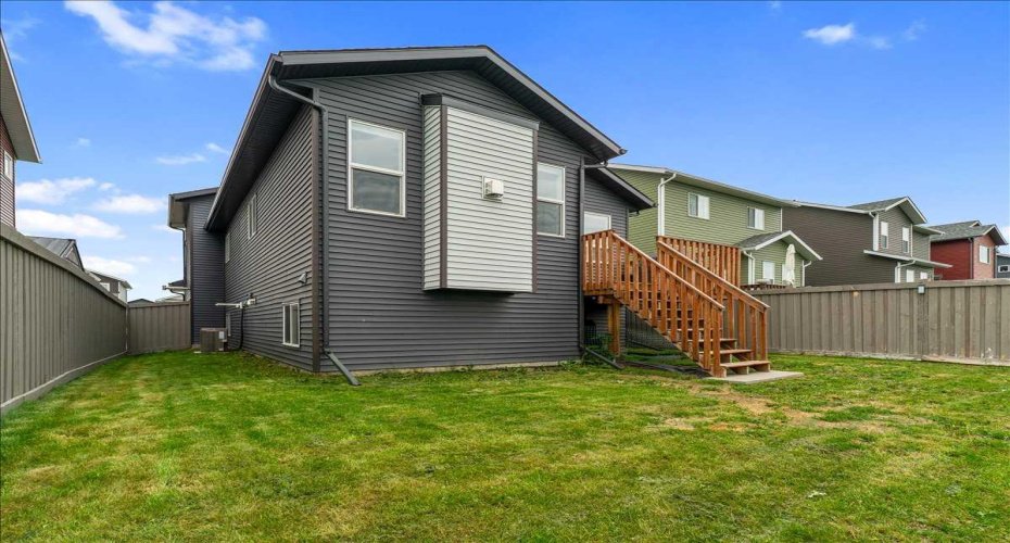 13425 104 A Street, Grande Prairie, Alberta T8V 6K8, 3 Bedroom Bedrooms, 0 ,2 BathroomBathrooms,Residential,For Sale,104 A,0,A2325609