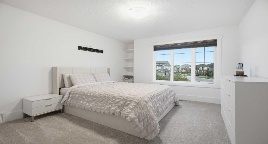 201 Stonemere Bay, Chestermere, Alberta T1X 0S1, 4 Bedrooms Bedrooms, ,4 BathroomsBathrooms,Residential,For Sale,Stonemere,A2325739