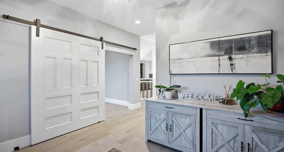 201 Stonemere Bay, Chestermere, Alberta T1X 0S1, 4 Bedrooms Bedrooms, ,4 BathroomsBathrooms,Residential,For Sale,Stonemere,A2325739