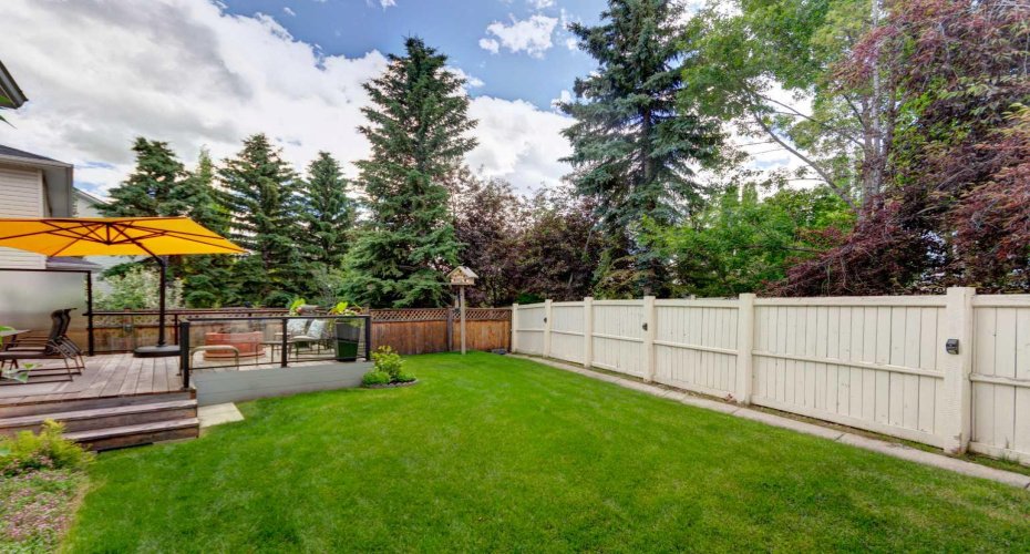 Note the mature greenery providing a park-like, more private experience~
