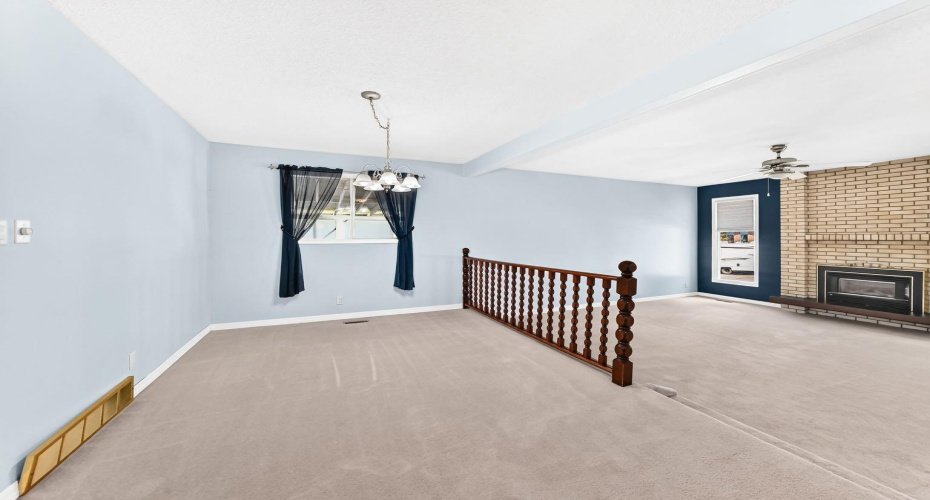 5227 37 Street, Innisfail, Alberta T4G 1E4, 5 Bedroom Bedrooms, 0 ,3 BathroomBathrooms,Residential,For Sale,37,0,A2326040