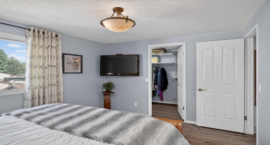 6609 Rundlehorn Drive, Calgary, Alberta T1Y 3T6, 3 Bedroom Bedrooms, 0 ,2 BathroomBathrooms,Residential,For Sale,Rundlehorn,0,A2326239
