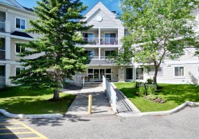 11 Chaparral Ridge Drive, Calgary, Alberta T2X 3P7, 2 Bedroom Bedrooms, 0 ,2 BathroomBathrooms,Residential,For Sale,Chaparral Ridge,0,A2326262