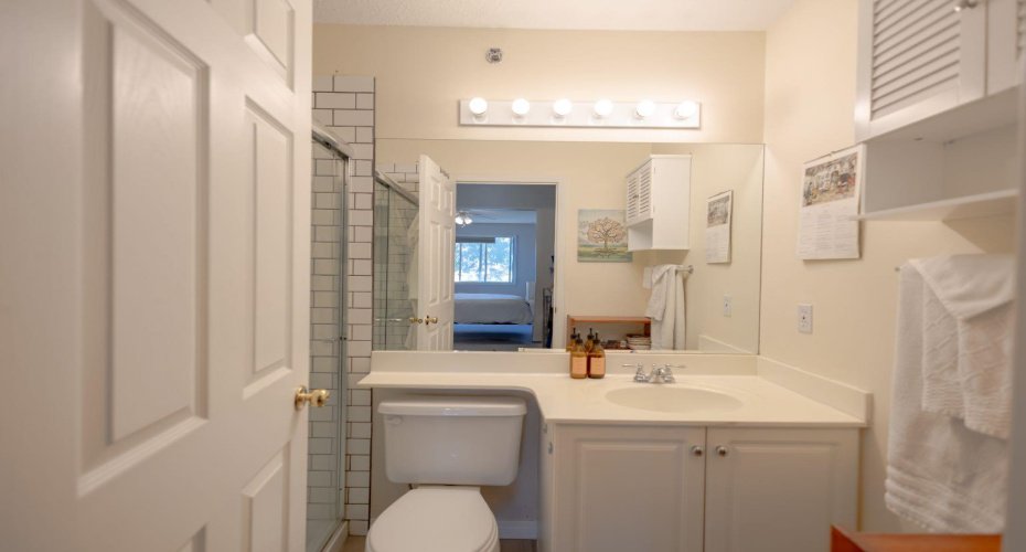 11 Chaparral Ridge Drive, Calgary, Alberta T2X 3P7, 2 Bedroom Bedrooms, 0 ,2 BathroomBathrooms,Residential,For Sale,Chaparral Ridge,0,A2326262